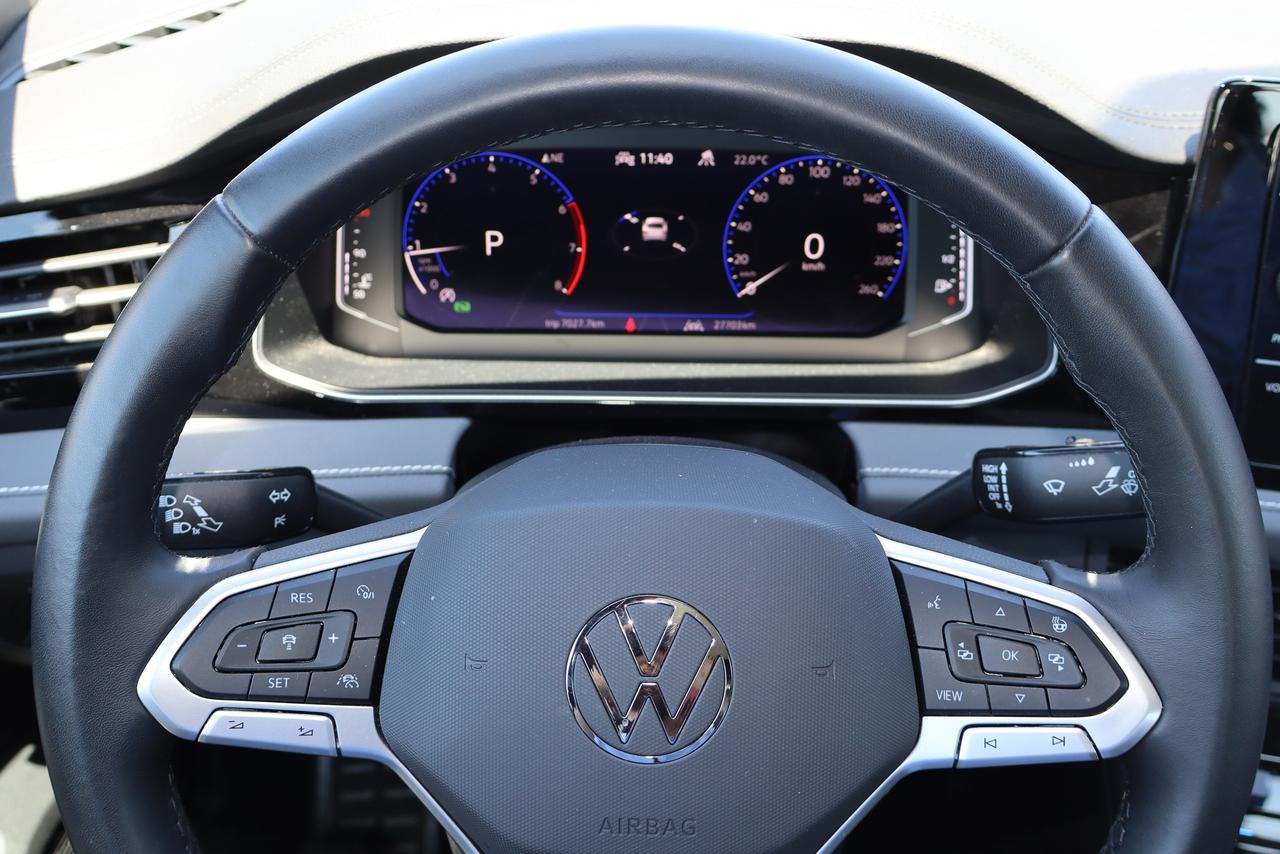 2025 Volkswagen Jetta Comfortline AUTO Photo
