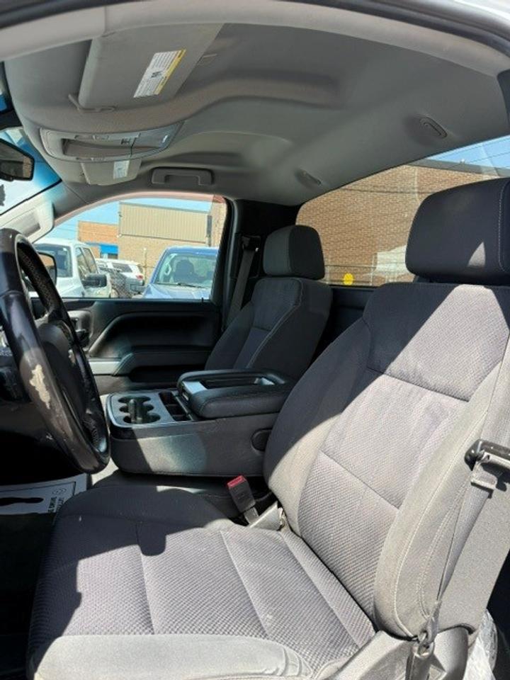 2018 Chevrolet Silverado 1500 LT Photo