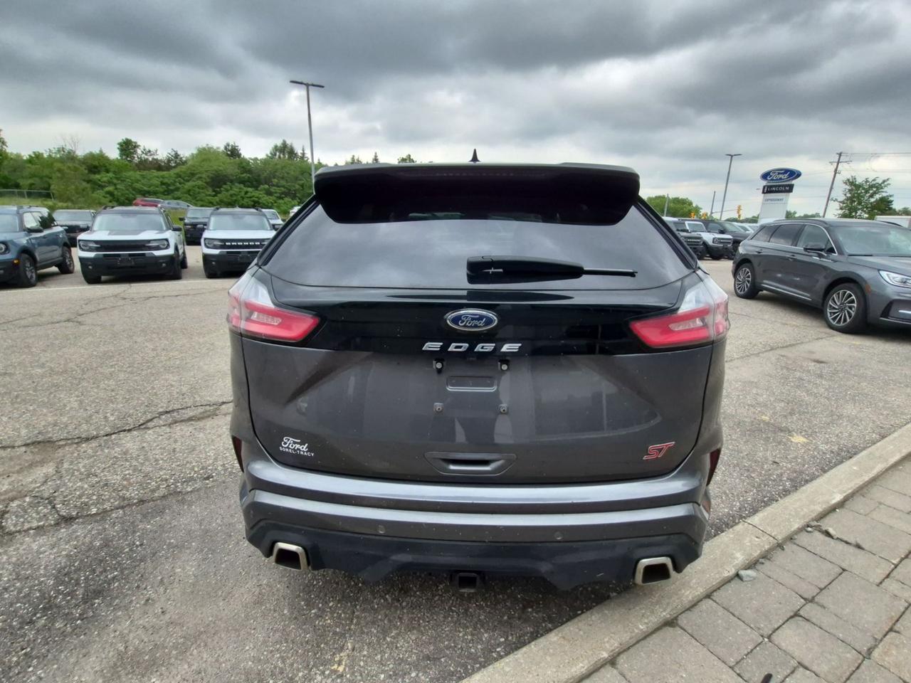 2023 Ford Edge ST! 2.7L V6! 20" RIMS! CLASS II HITCH, LEATHER! Photo