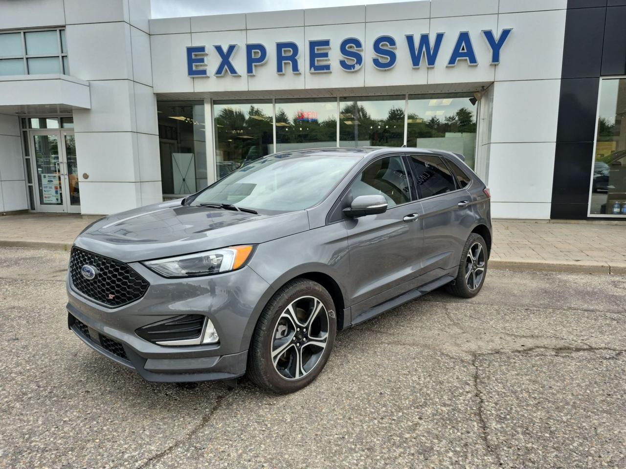 2023 Ford Edge ST! 2.7L V6! 20" RIMS! CLASS II HITCH, LEATHER! Photo