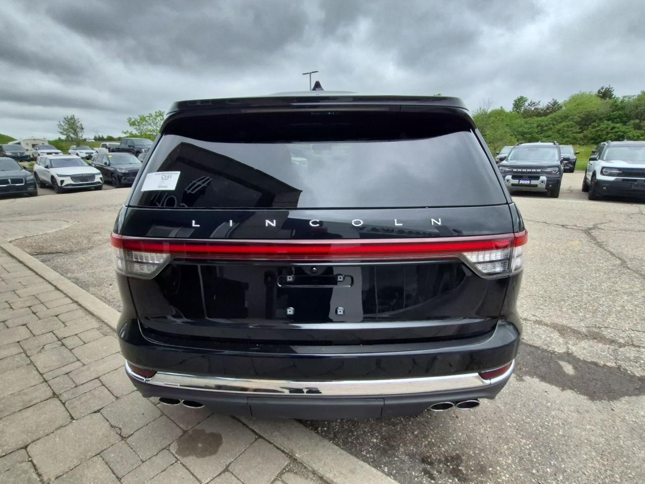 2026 Lincoln Aviator RESERVE, LUXURY PKG, PANORAMIC ROOF, PHONE AS KEY Photo2
