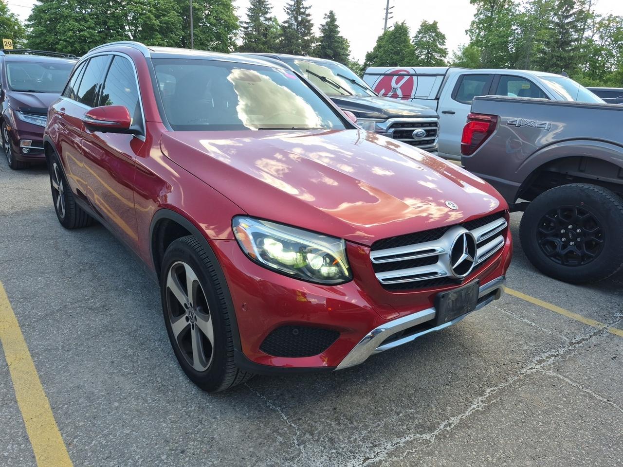 2018 Mercedes-Benz GLC GLC 300 4MATIC |CLEAN CARFAX|PANO|NAVI|BSM|