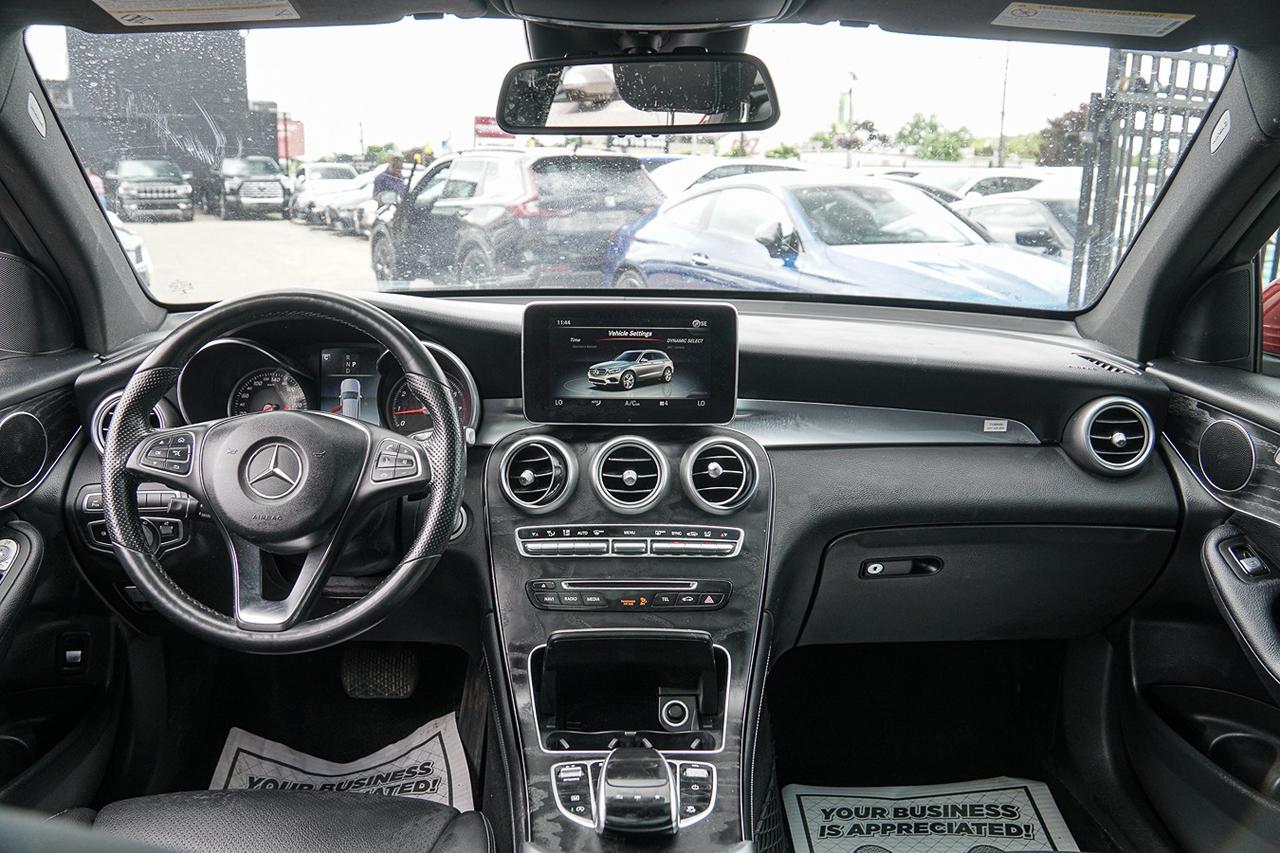 2018 Mercedes-Benz GLC-Class GLC 300 4MATIC |CLEAN CARFAX|PANO|NAVI|BSM| Photo