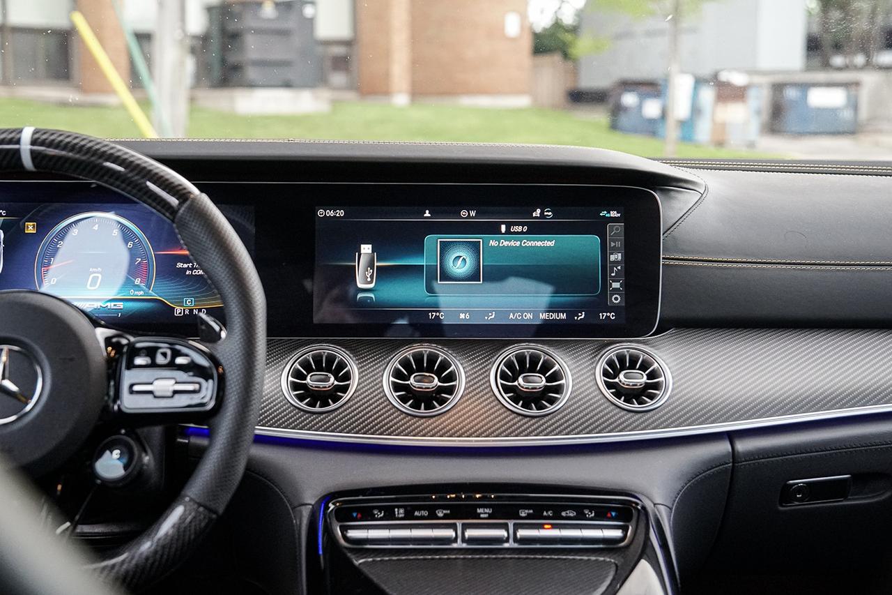 2019 Mercedes-Benz AMG GT AMG GT 63 S |CLEAN CARFAX|HUD|630 HP|CARBON FIBER| Photo