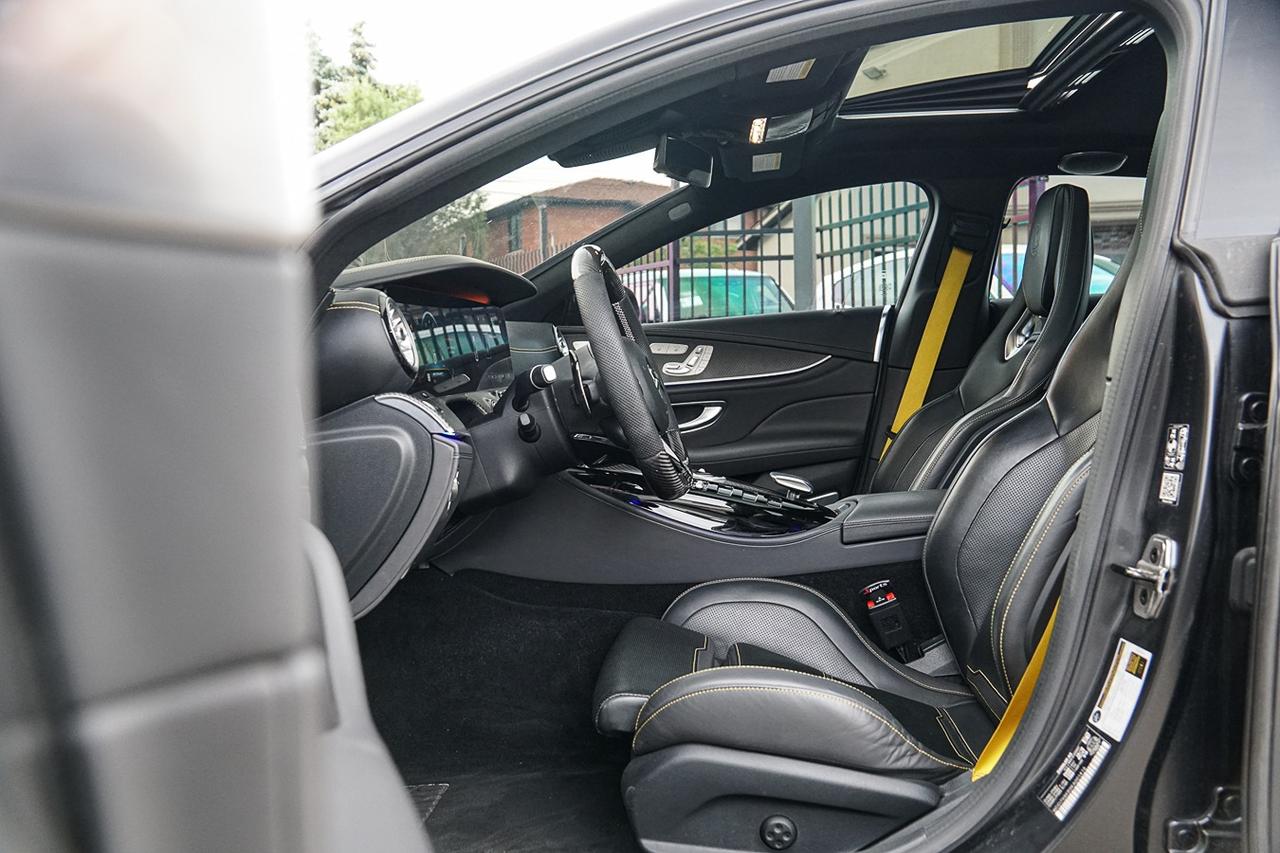 2019 Mercedes-Benz AMG GT AMG GT 63 S |CLEAN CARFAX|HUD|630 HP|CARBON FIBER| Photo