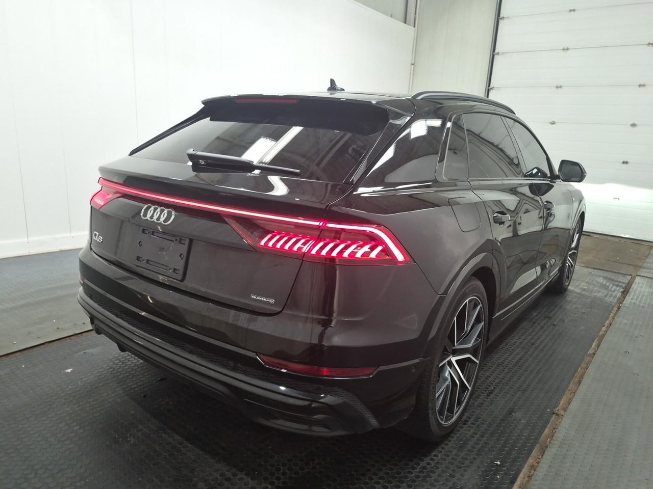 2022 Audi Q8 Technik 55 TFSI quattro |ONE OWNER|NAVI|WOOD TRIM| Photo