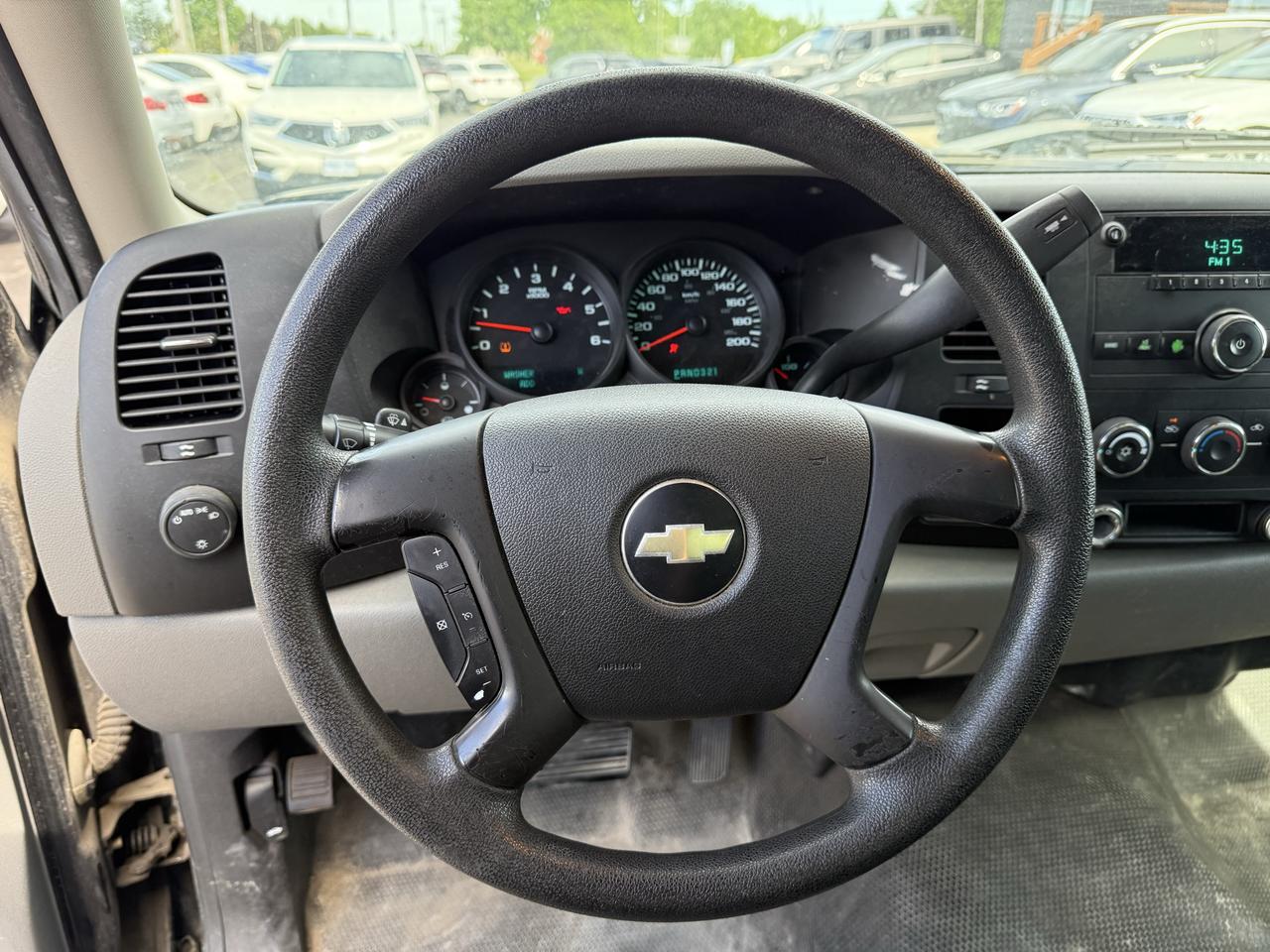 2009 Chevrolet Silverado 1500 WT Photo