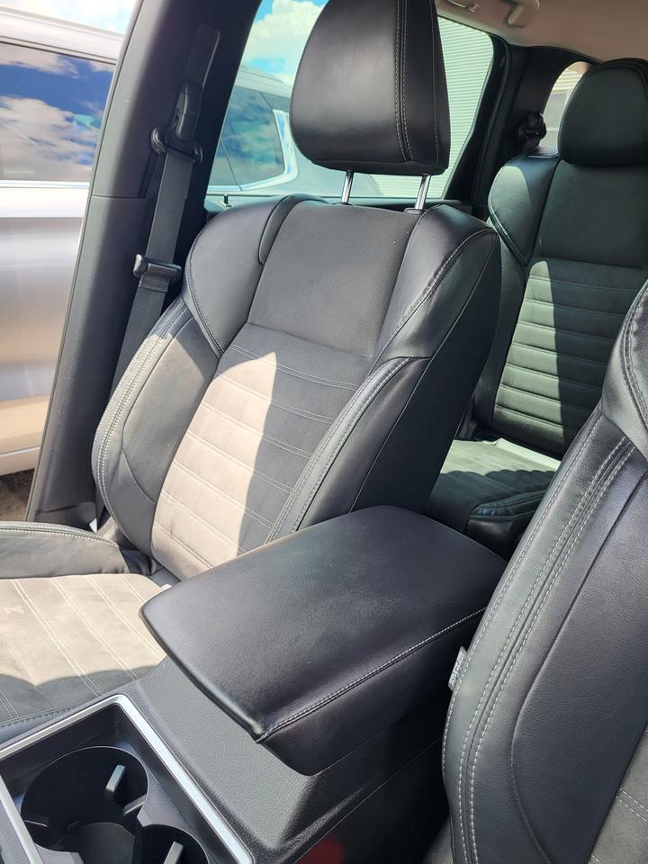 2023 Mitsubishi Outlander SE Photo