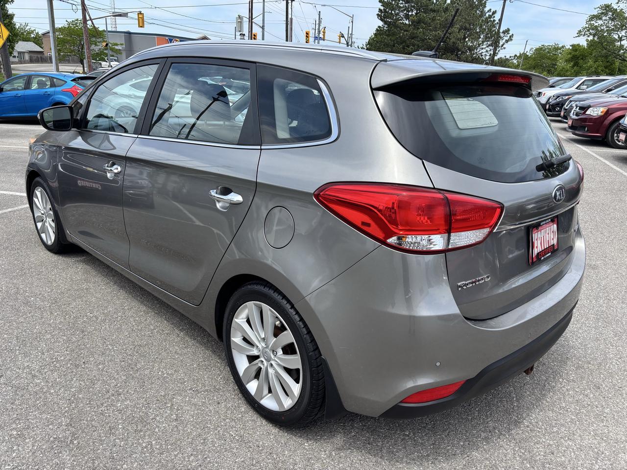 2015 Kia Rondo EX LUXURY Photo4