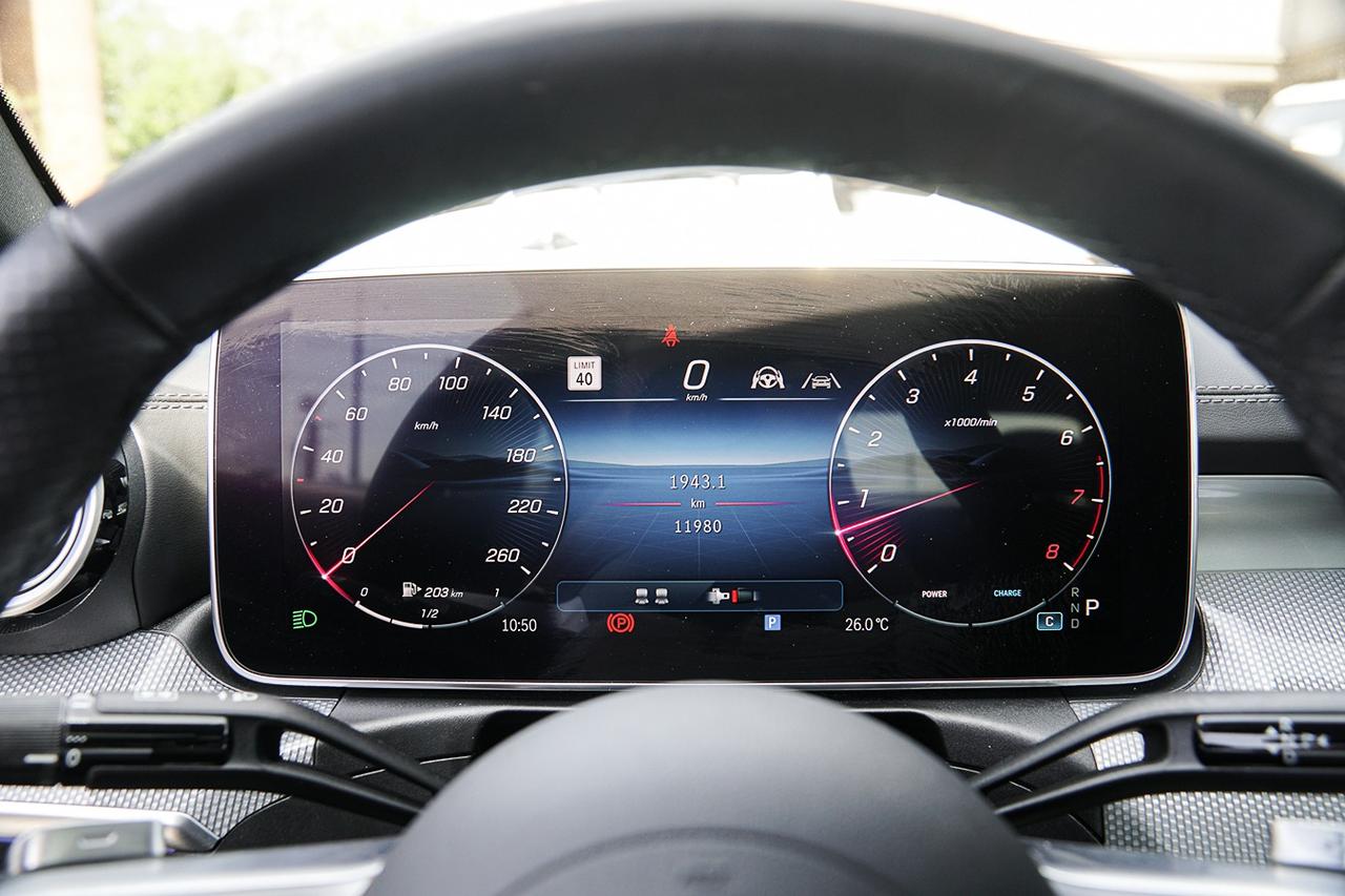 2024 Mercedes-Benz CLE CLE 300 4MATIC Coupe |HUD|NAVI|BURMESTER|AMG PKG Photo