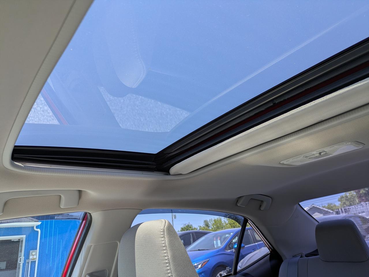 2015 Toyota Corolla LE Photo