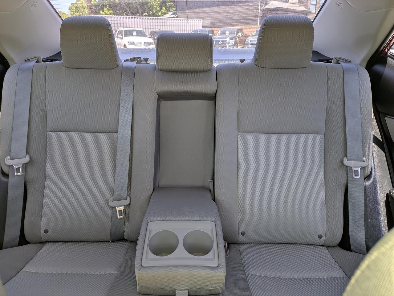 2015 Toyota Corolla LE Photo