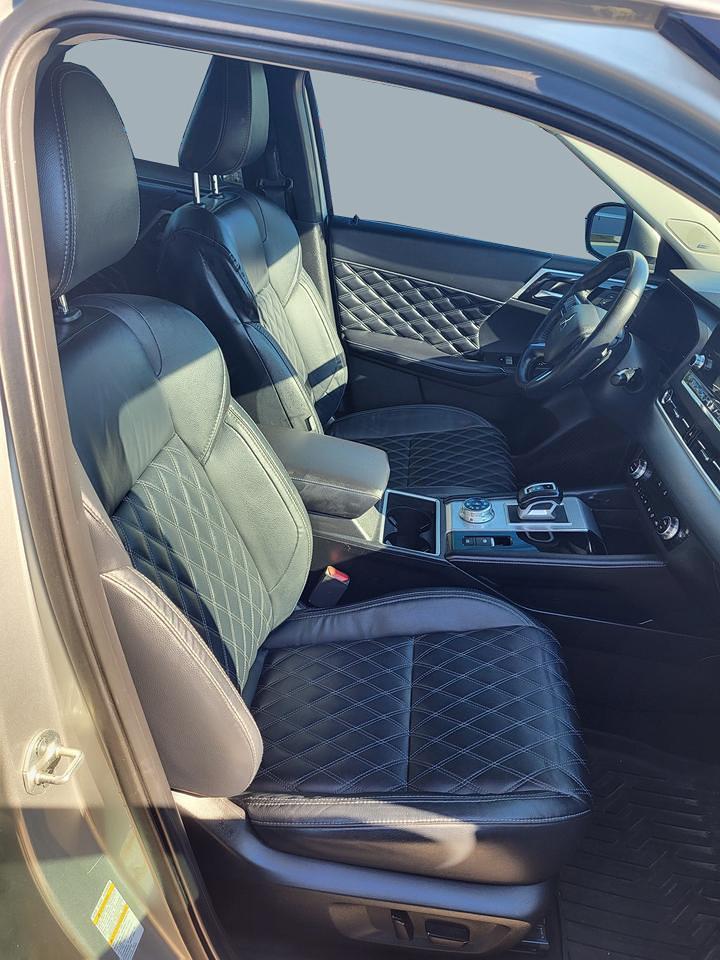 2022 Mitsubishi Outlander GT Photo