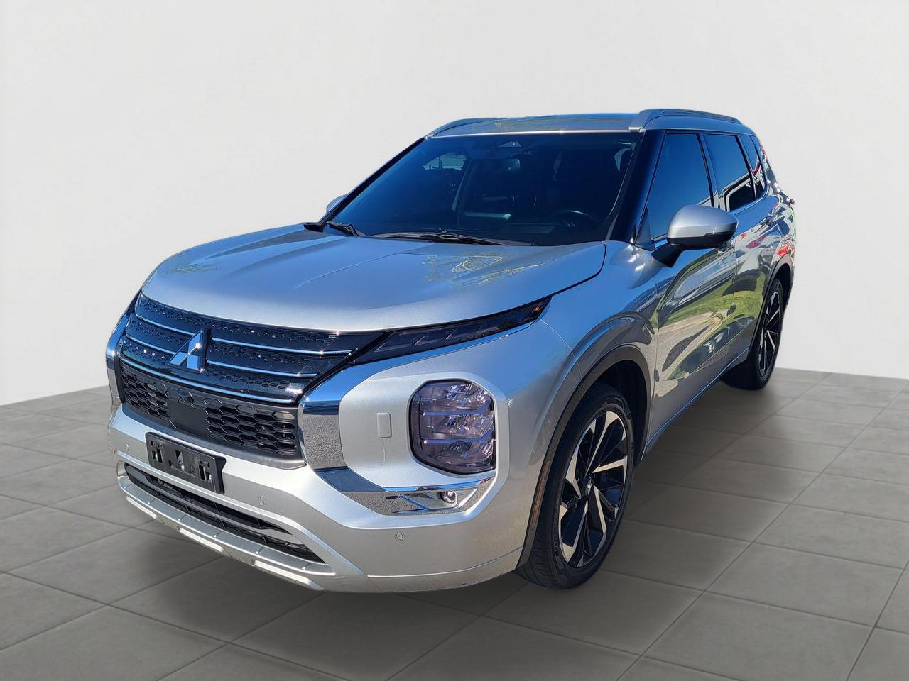 2022 Mitsubishi Outlander GT Photo
