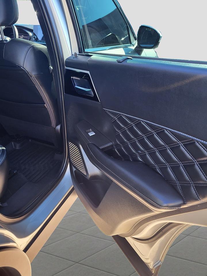 2022 Mitsubishi Outlander GT Photo