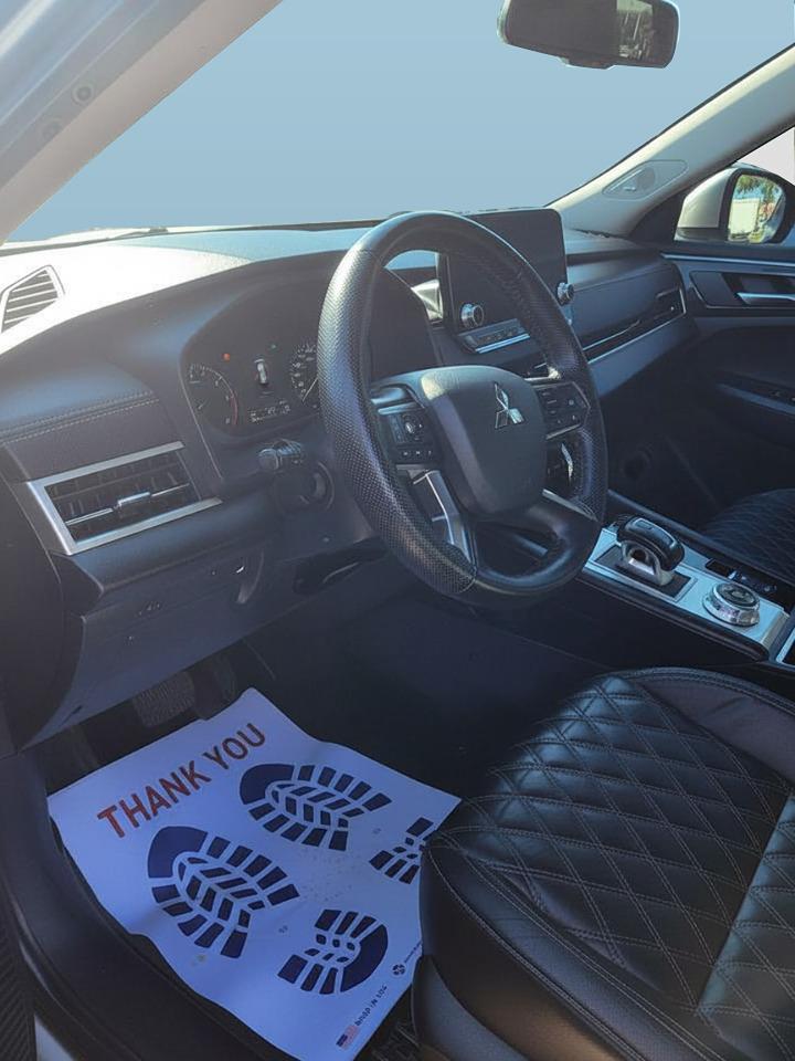 2022 Mitsubishi Outlander GT Photo