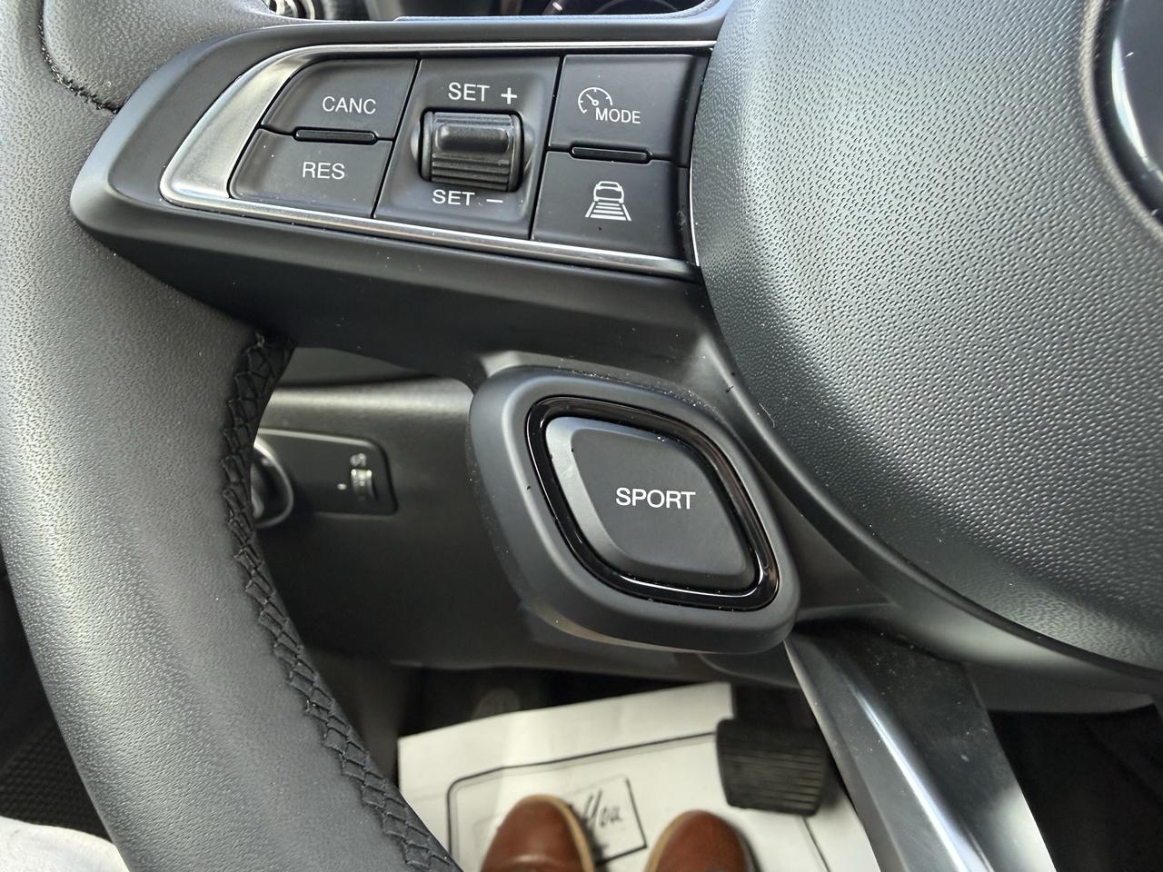 2024 Dodge Hornet GT AWD // 20XXXKM! Photo