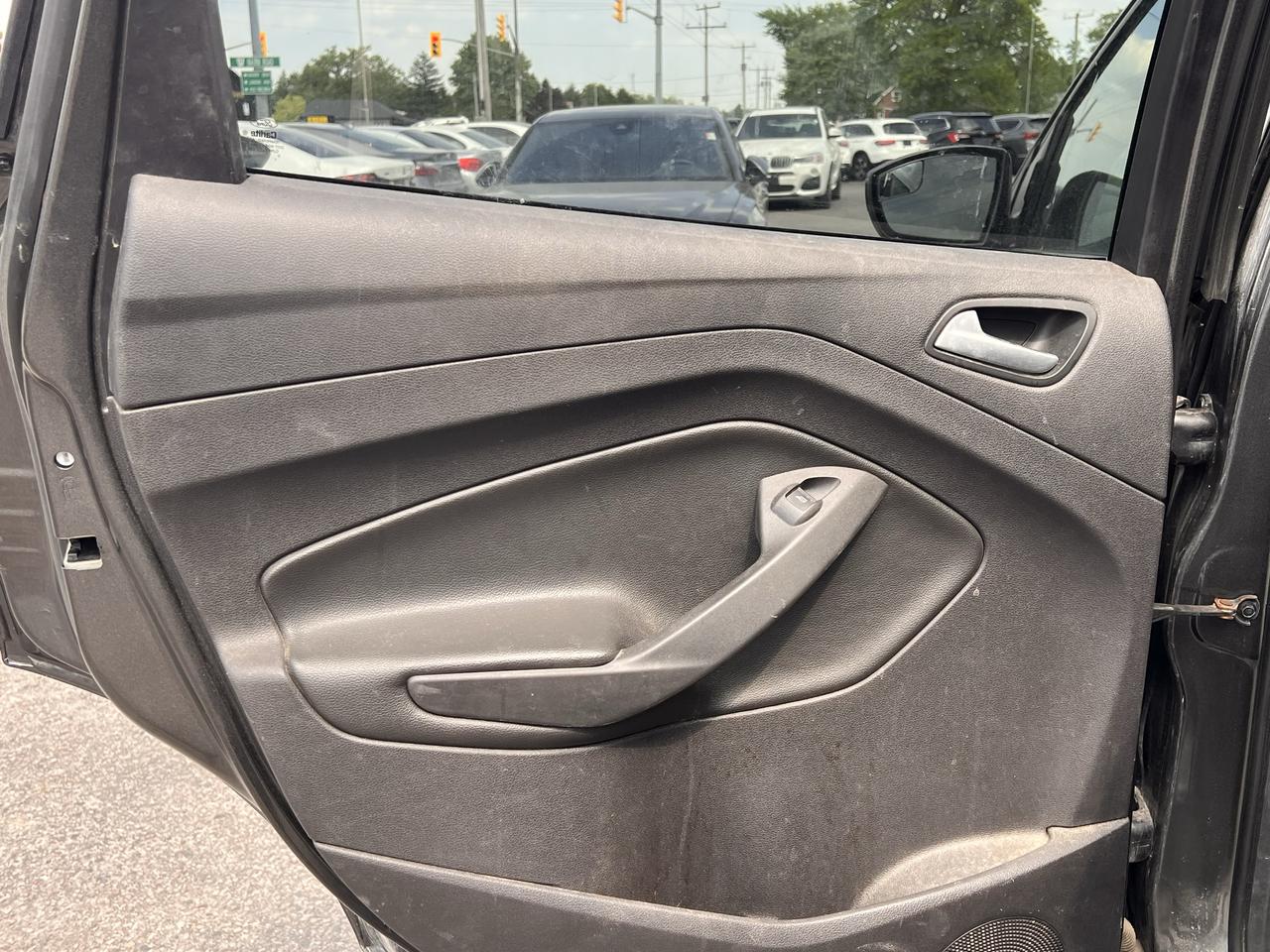 2015 Ford Escape SE Photo