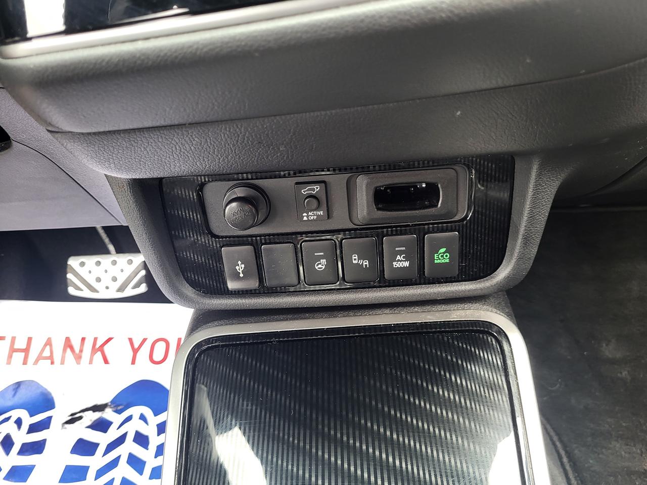 2022 Mitsubishi Outlander PHEV SEL Photo