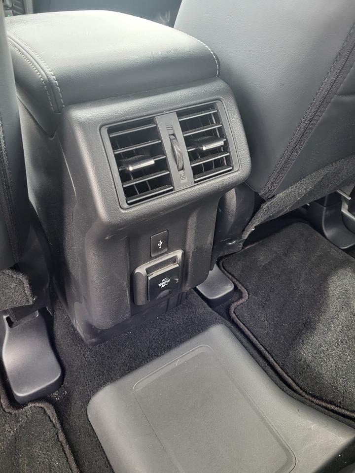 2022 Mitsubishi Outlander PHEV SEL Photo