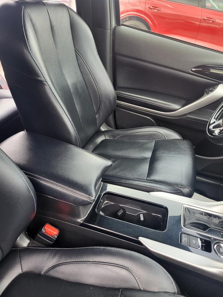 2023 Mitsubishi Eclipse LE Photo