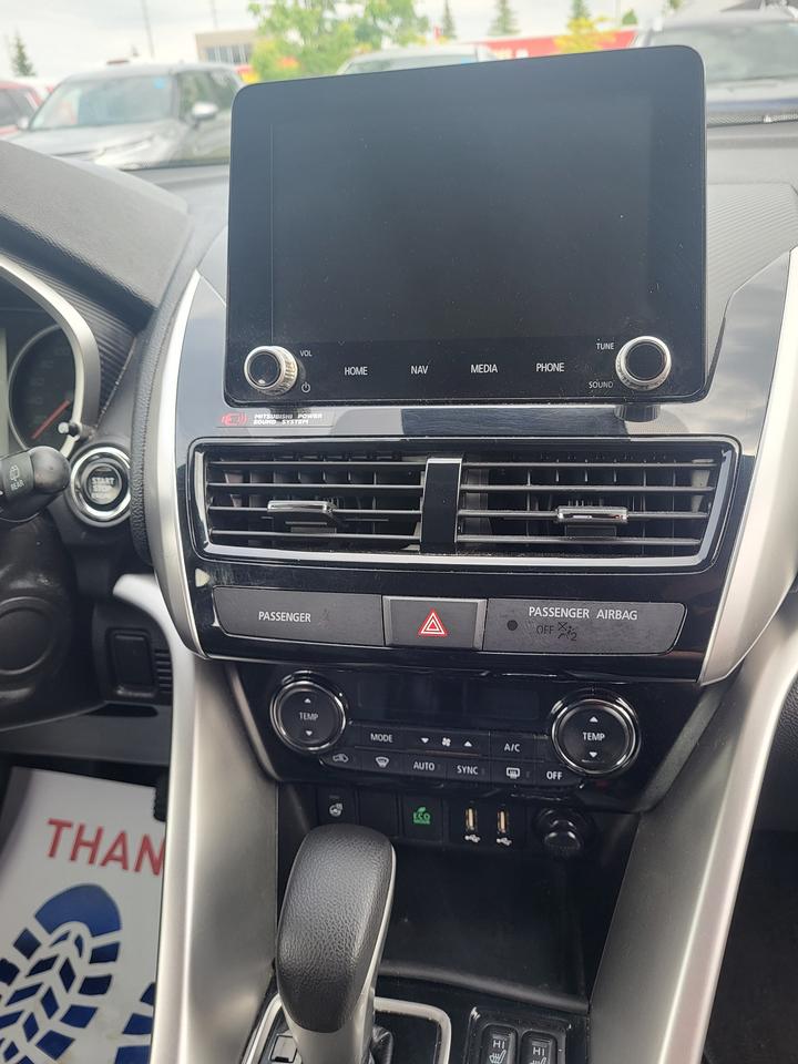 2023 Mitsubishi Eclipse LE Photo