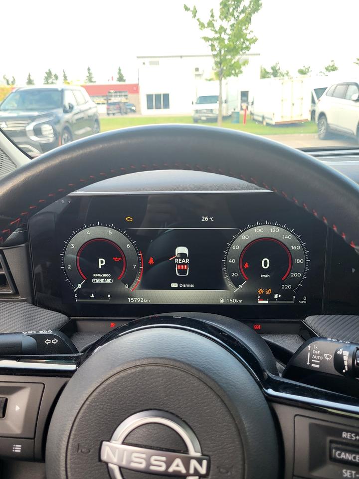 2025 Nissan Kicks SR Photo