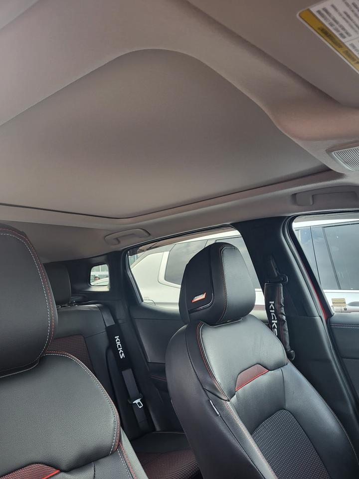 2025 Nissan Kicks SR Photo