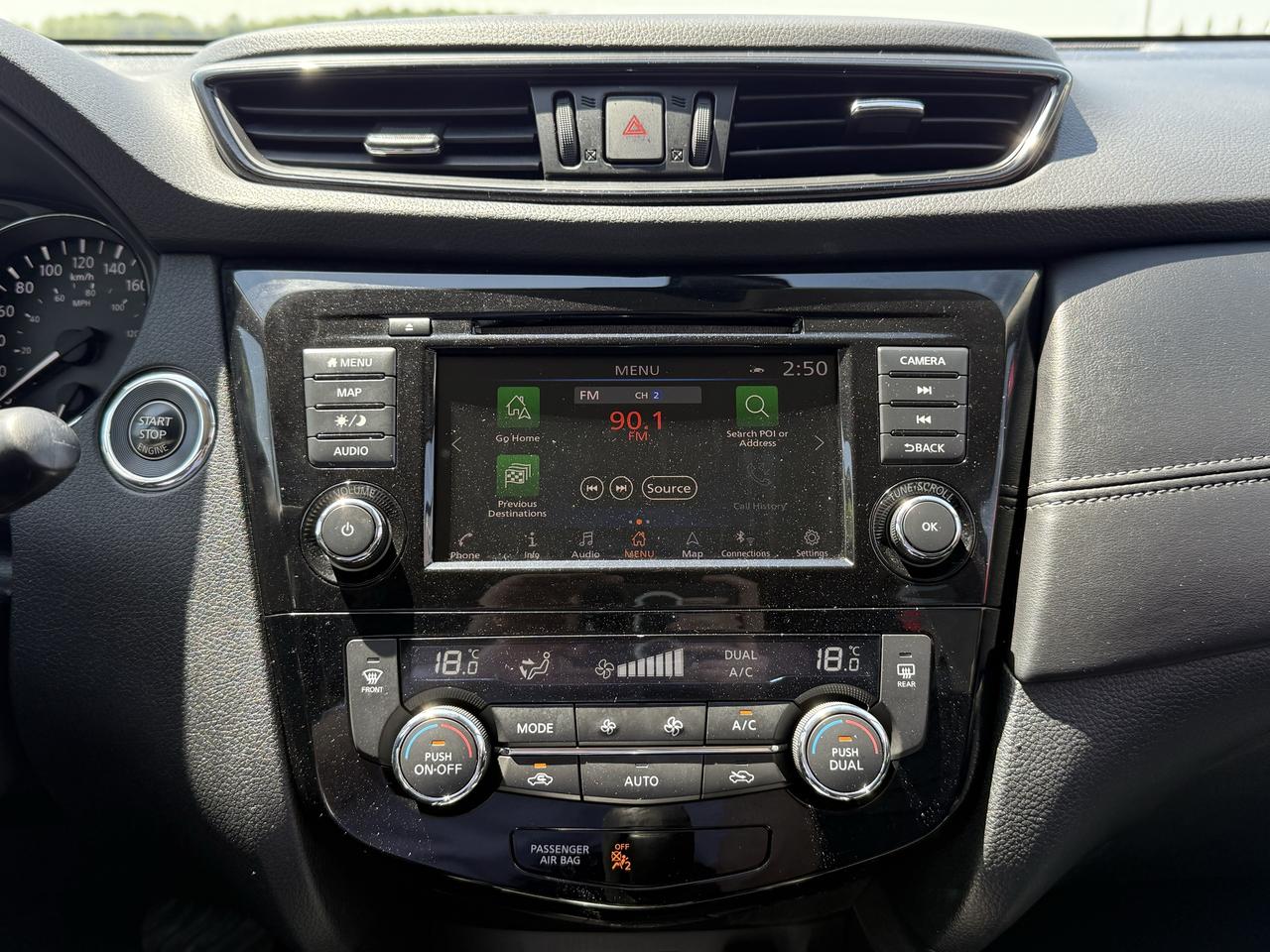 2019 Nissan Rogue S | Navigation | Backup Camera | Sunroof Photo