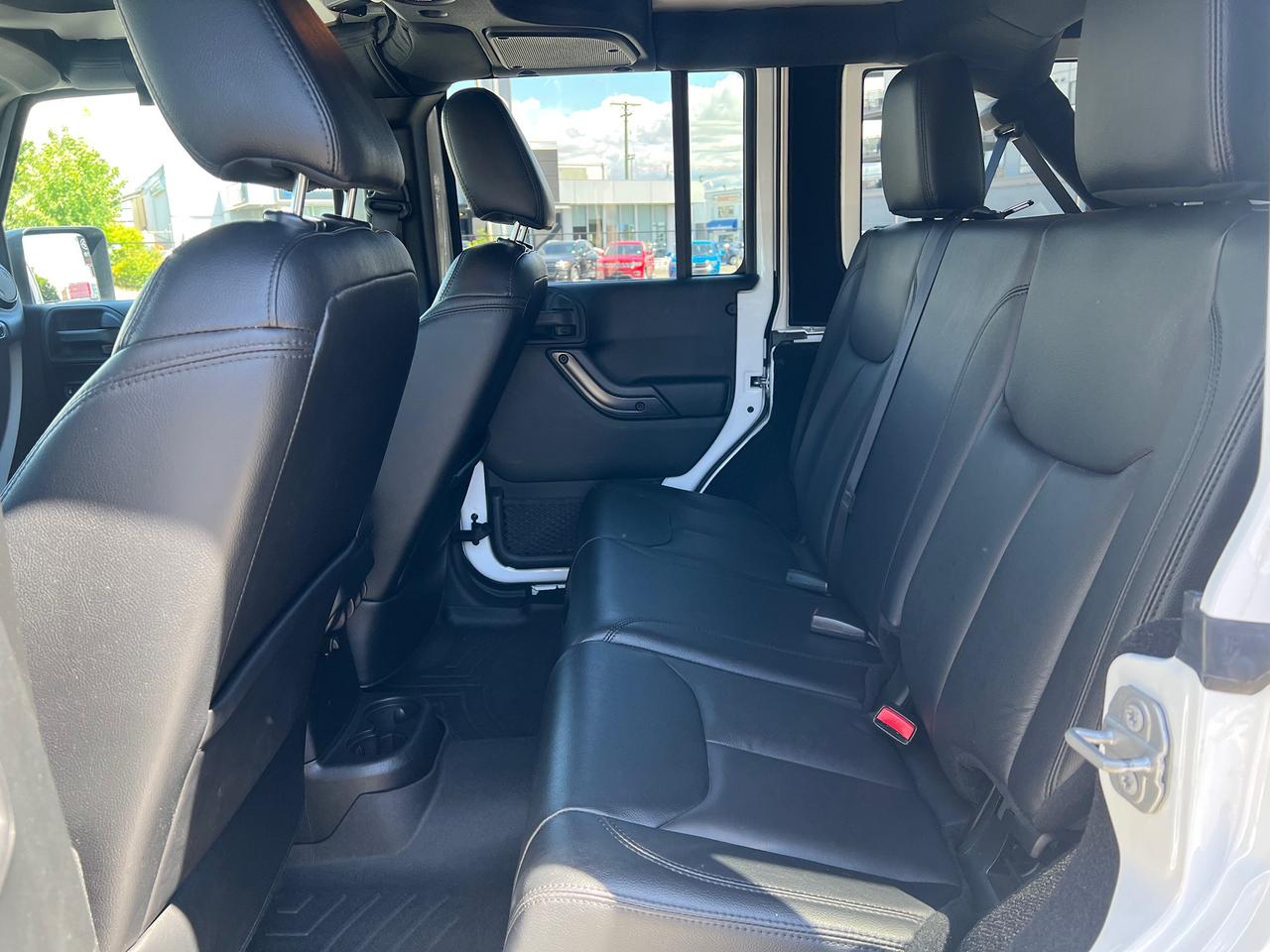 2017 Jeep Wrangler Smoky Mountain Photo12