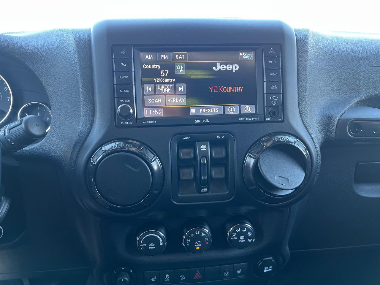 2017 Jeep Wrangler Smoky Mountain Photo15