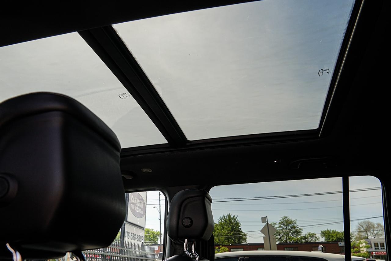 2022 Jeep Wagoneer Series III 4X4 |CLEAN CARFAX|7PASS|NAVI|PANO| Photo