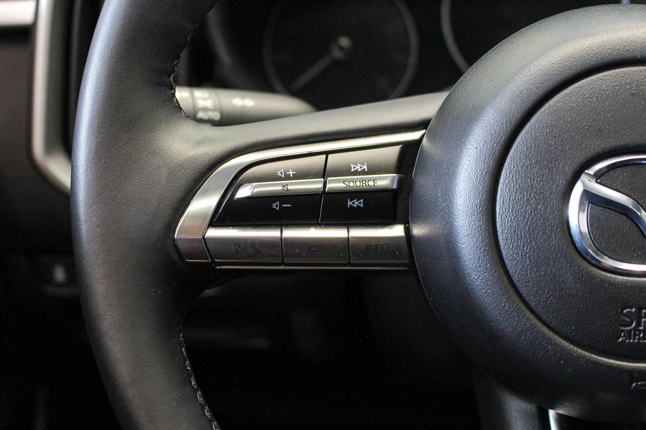 2025 Mazda CX-50 GS-L HEATED FRONT SEATS/STEERING WHEEL - LEATHERETTE UPHOLSTERY - CLEAN CARFAX Photo