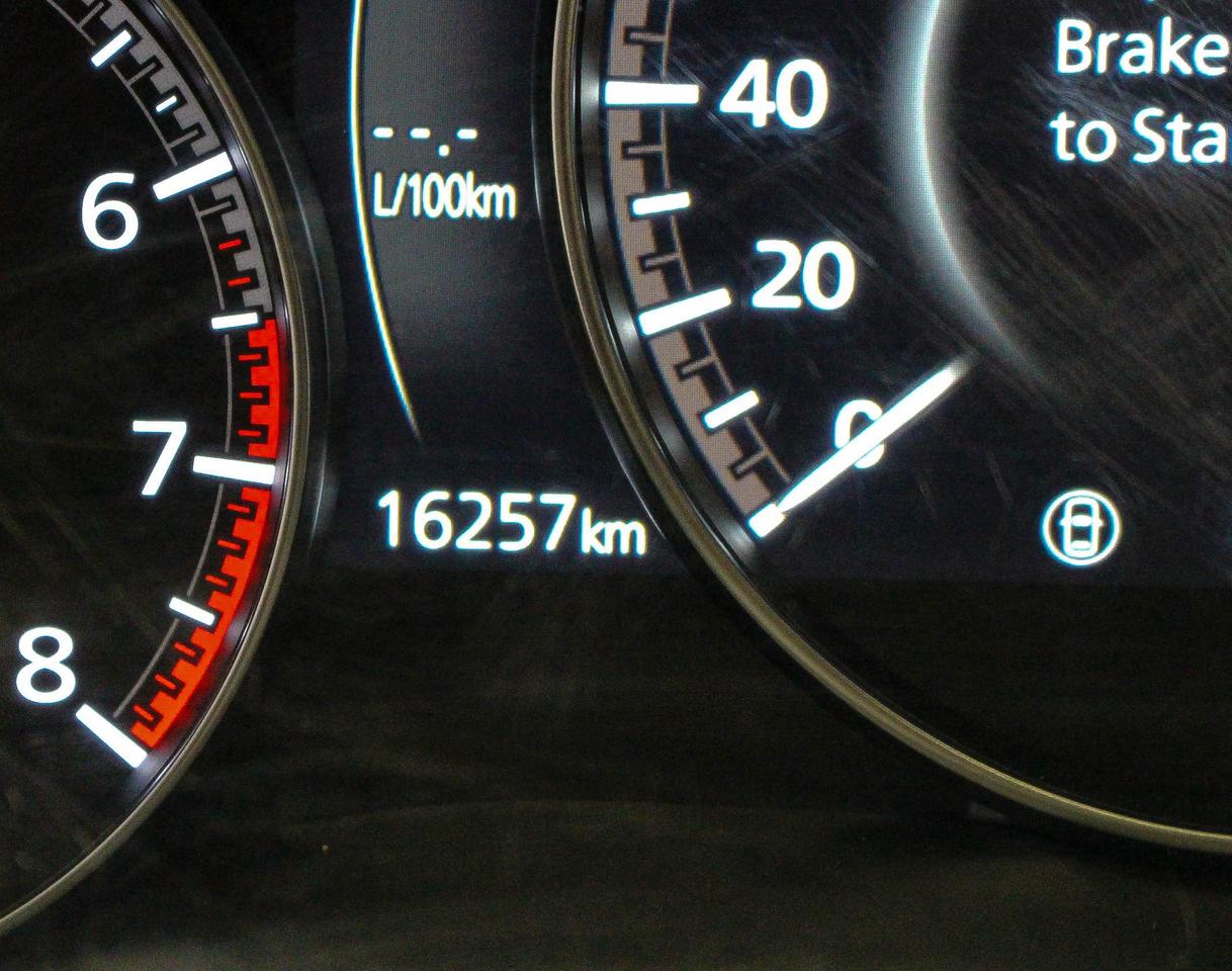 2025 Mazda CX-50 GS-L HEATED FRONT SEATS/STEERING WHEEL - LEATHERETTE UPHOLSTERY - CLEAN CARFAX Photo