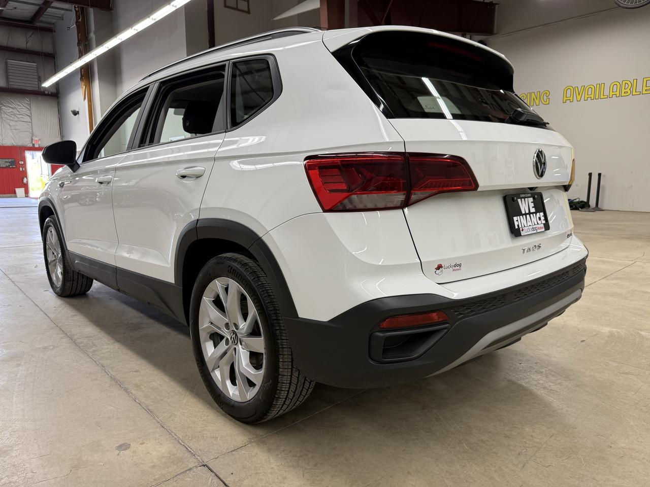 2023 Volkswagen Taos Trendline Photo