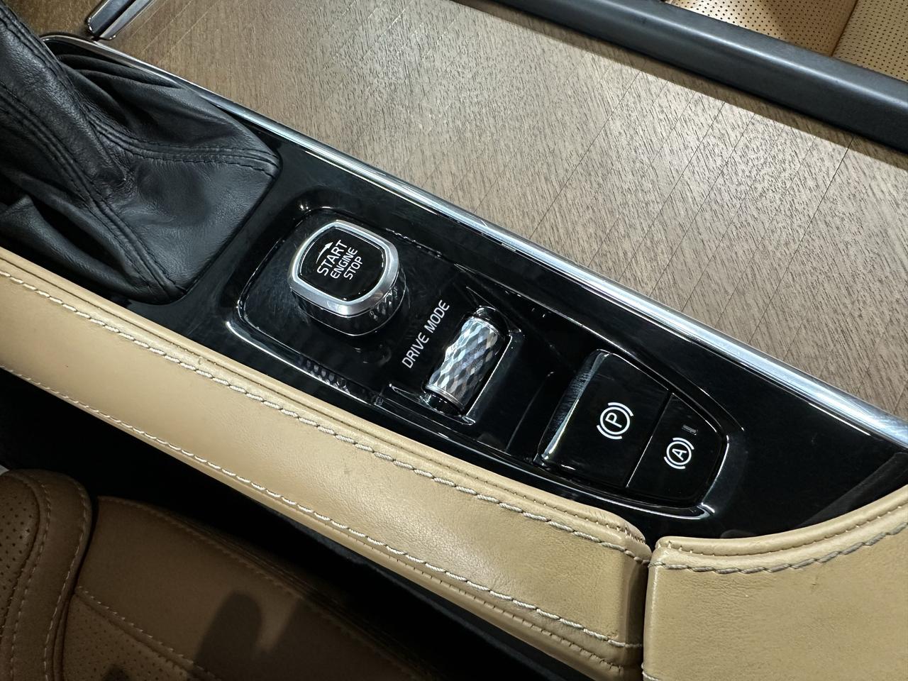 2018 Volvo XC90 Inscription Photo39