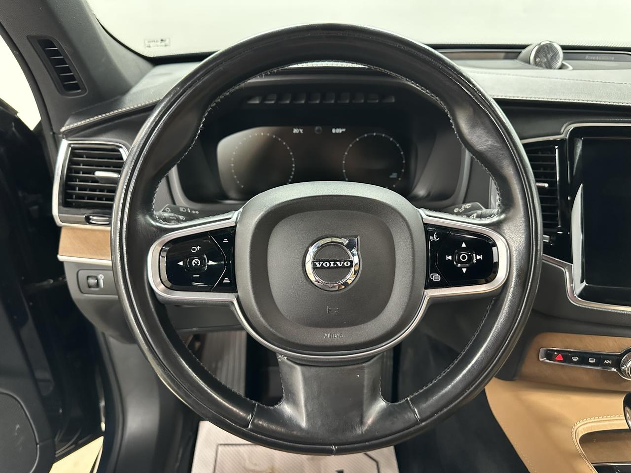 2018 Volvo XC90 Inscription Photo35