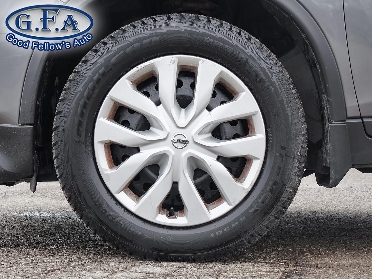2018 Nissan Rogue S MODEL, AWD, HEATED SEATS, REARVIEW CAMERA, BLIND Photo
