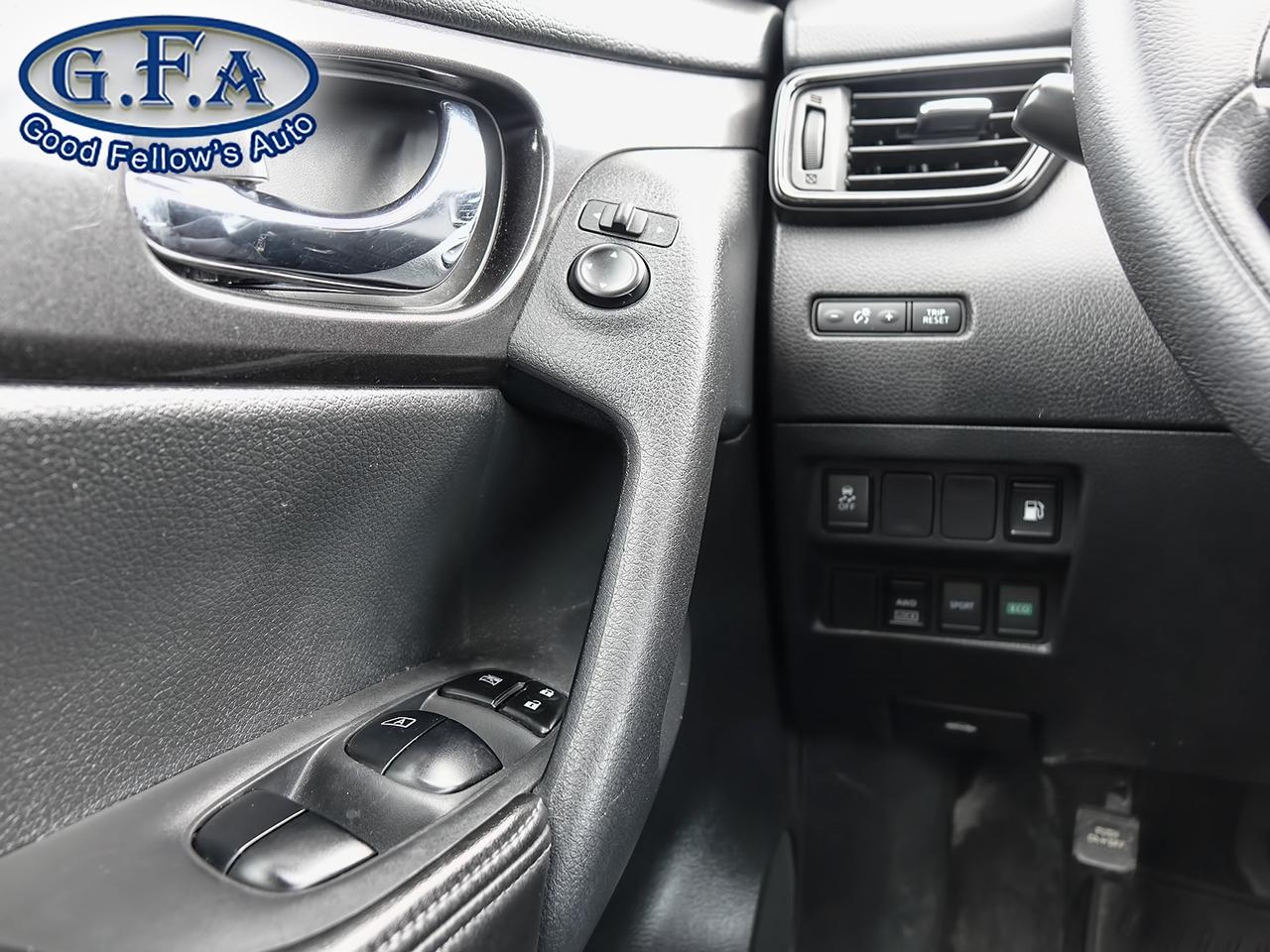 2018 Nissan Rogue S MODEL, AWD, HEATED SEATS, REARVIEW CAMERA, BLIND Photo