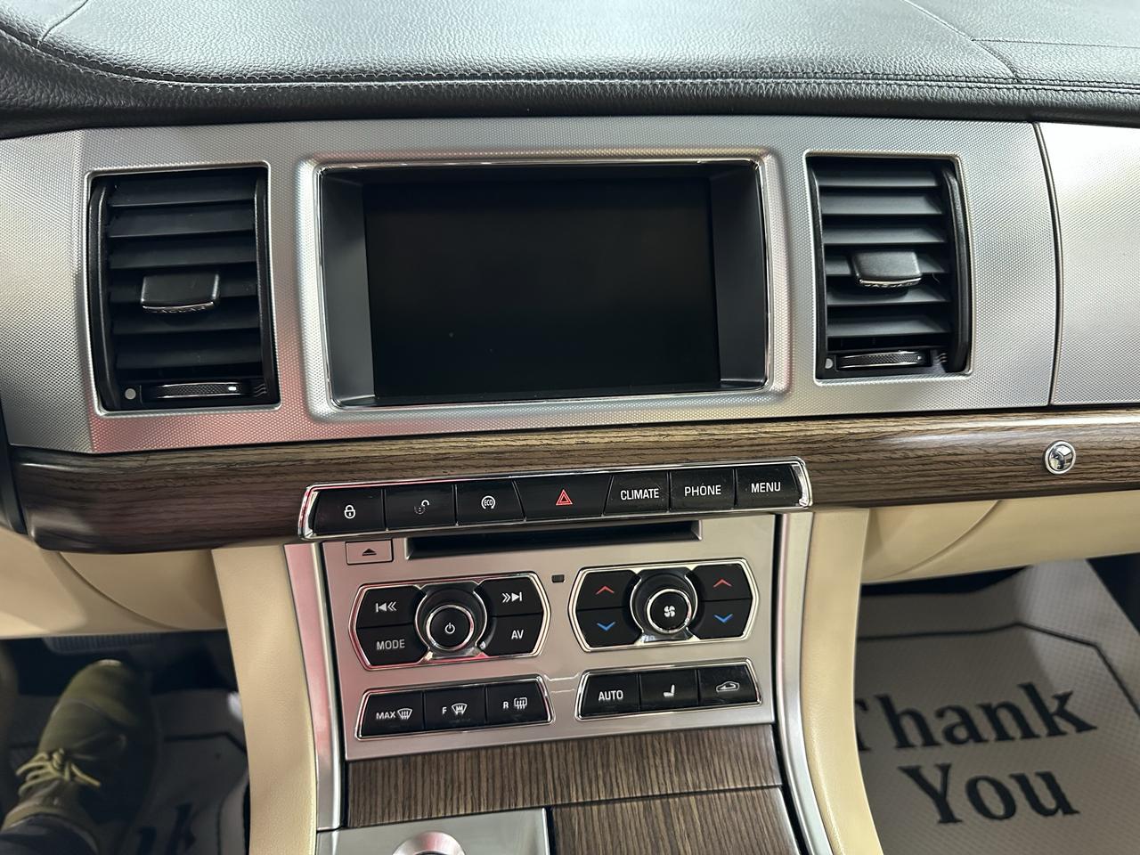 2014 Jaguar XF SUPERCHARGED V6 | CLEAN CARFAX  LOW KMS | AWD Photo10
