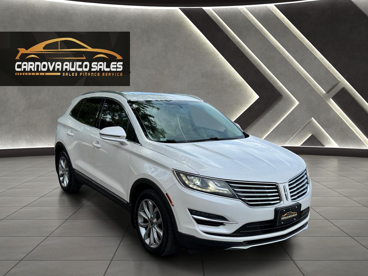 2015 Lincoln MKC AWD+LEATHER+ROOF+SUPER CLEAN Photo