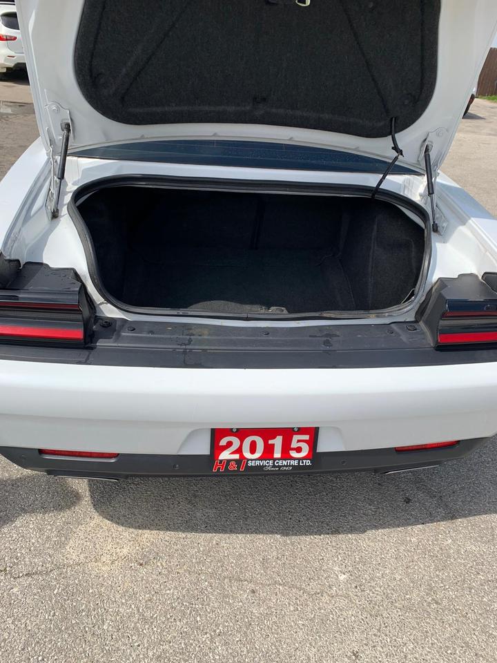 2015 Dodge Challenger 2dr Cpe Photo