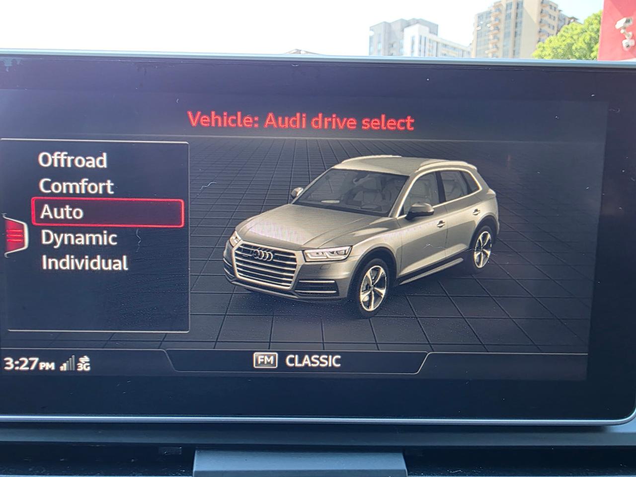 2019 Audi Q5 Technik Photo