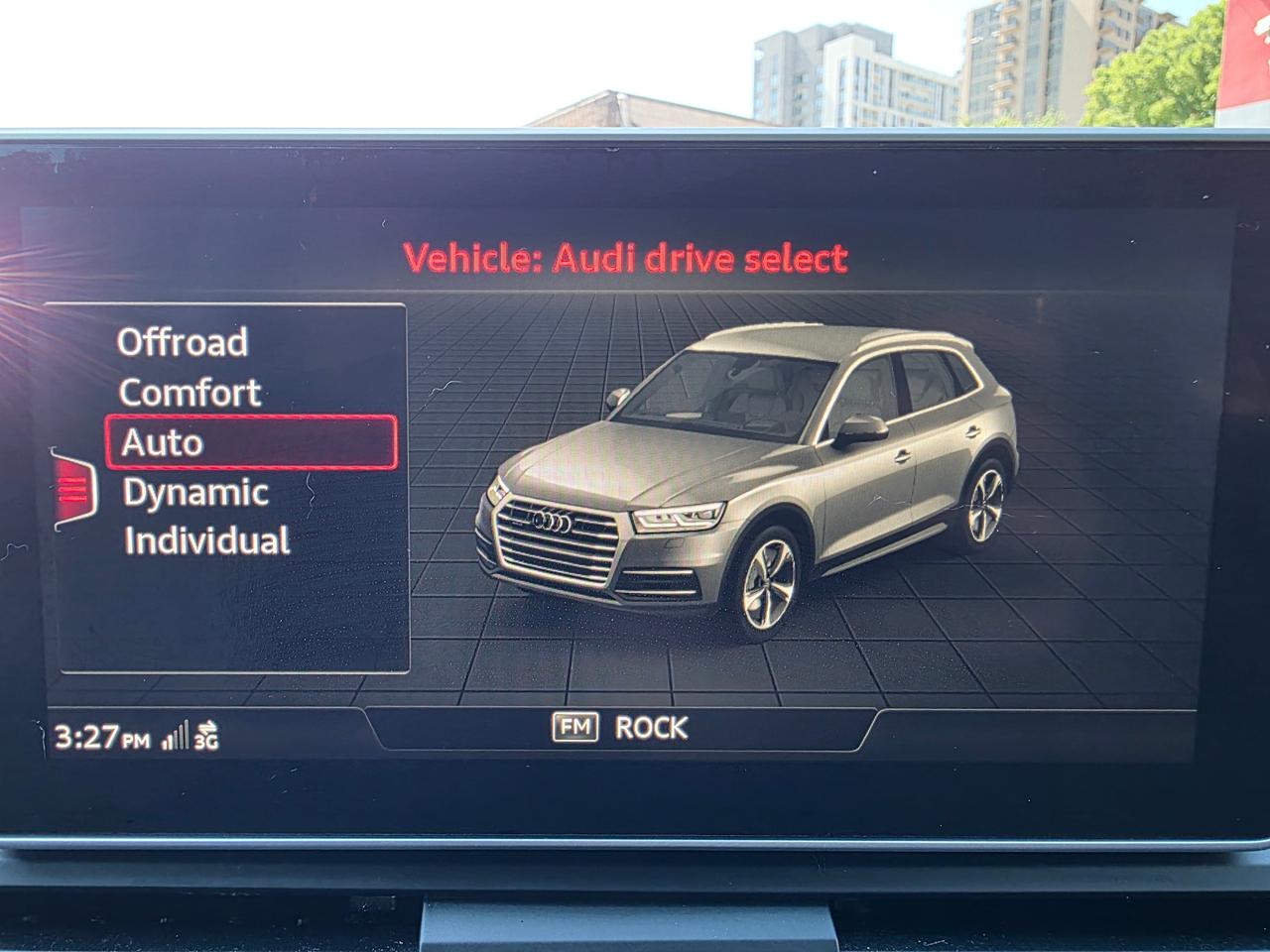 2019 Audi Q5 Technik Photo