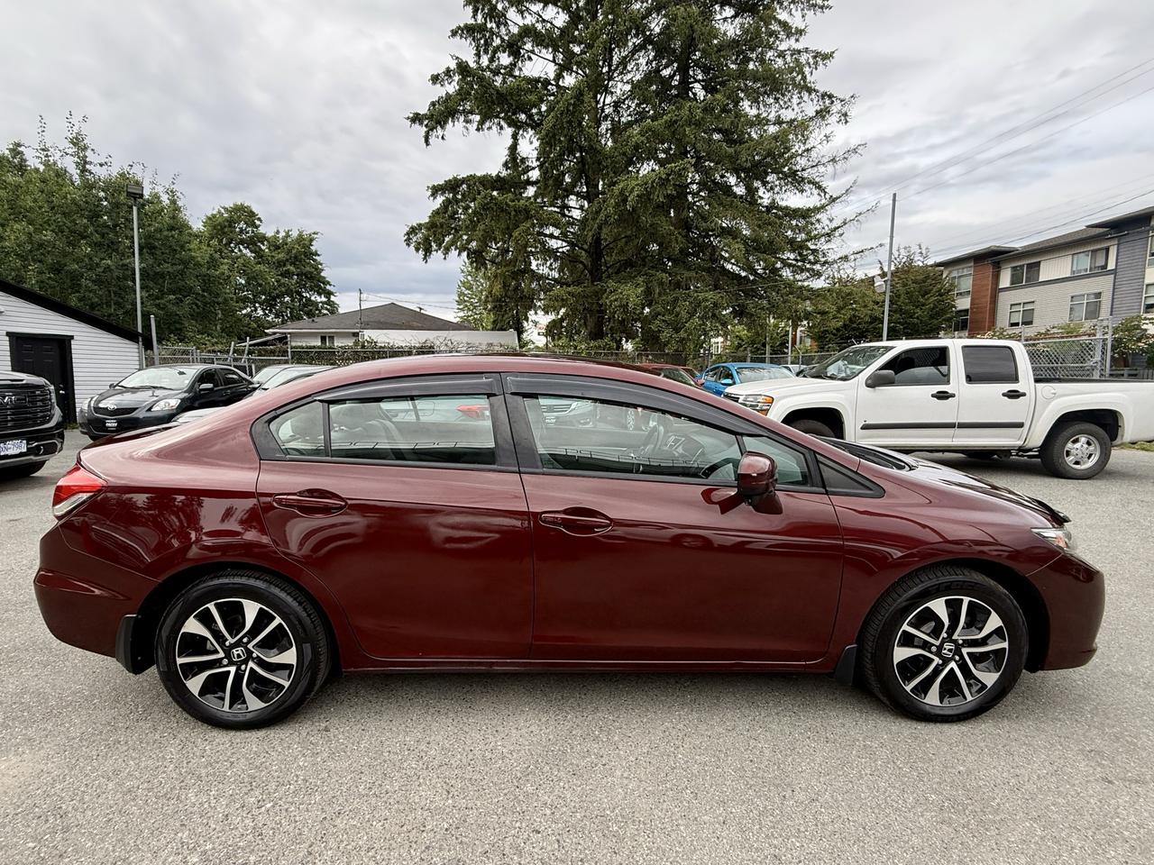 2014 Honda Civic FINANCING AVAILABLE Photo4