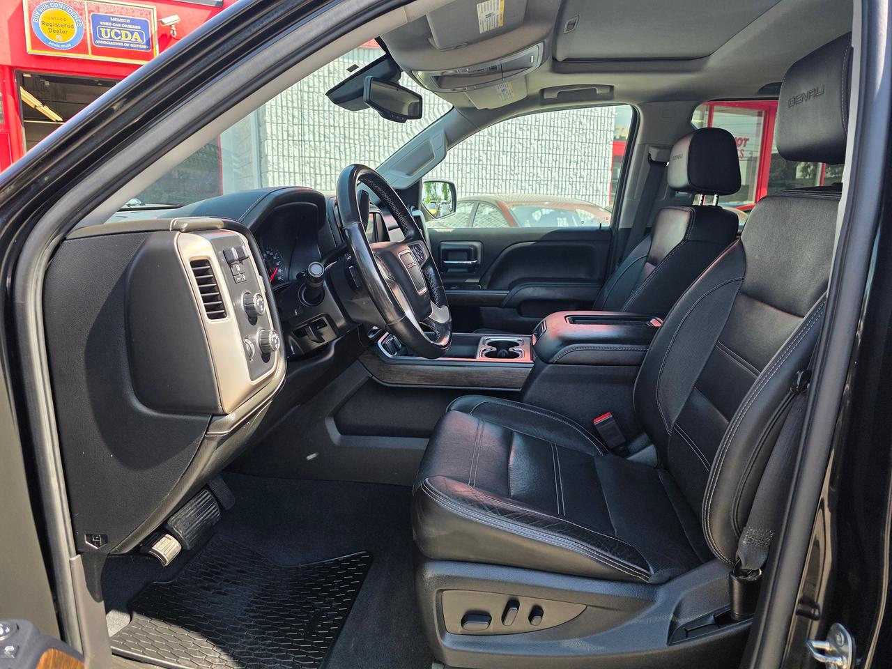 2018 GMC Sierra 1500 Denali Crew Cab 4WD Photo