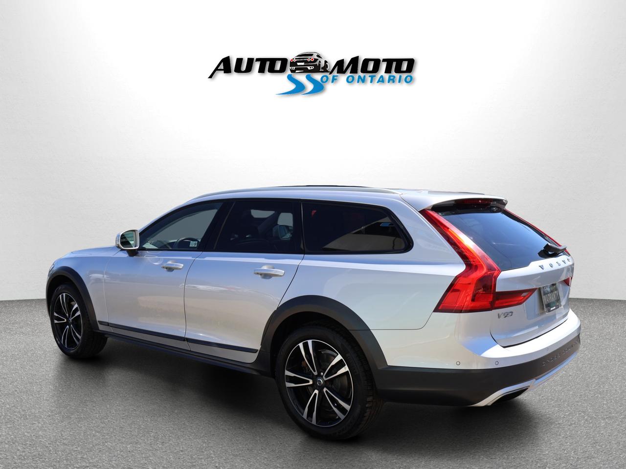 2018 Volvo V90 Cross Country CROSS COUNTRY T6 AWD CERTIFIED *ACCIDENT FREE*2ND WINTER* CAMERA NAV BLUETOOTH LEATHER HEATED SEATS PANO ROOF CRUISE ALLOYS Photo3