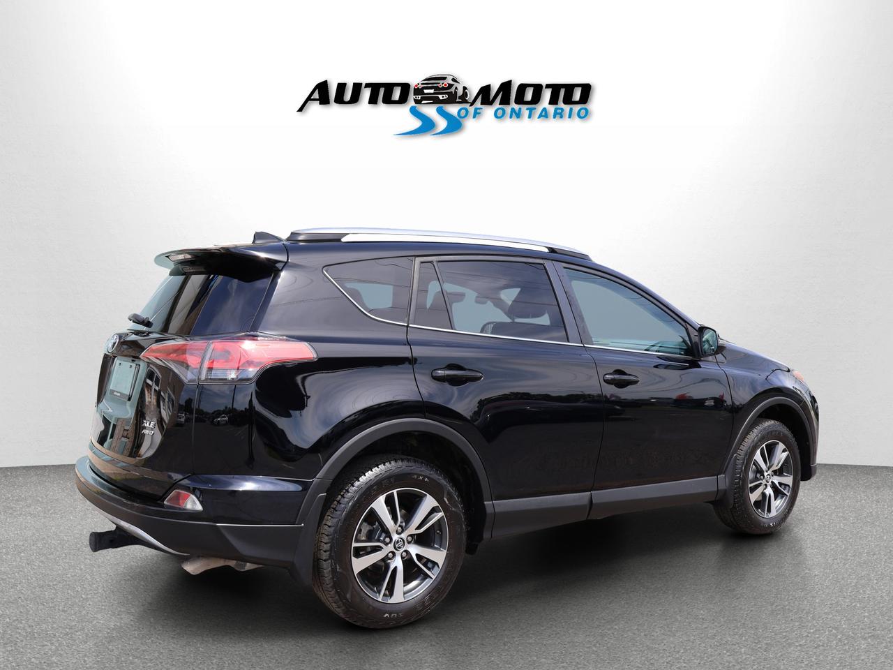 2018 Toyota RAV4 XLE AWD CERTIFIED *ACCIDENT FREE* CAMERA BLUETOOTH HEATED SEATS SUNROOF CRUISE ALLOYS Photo