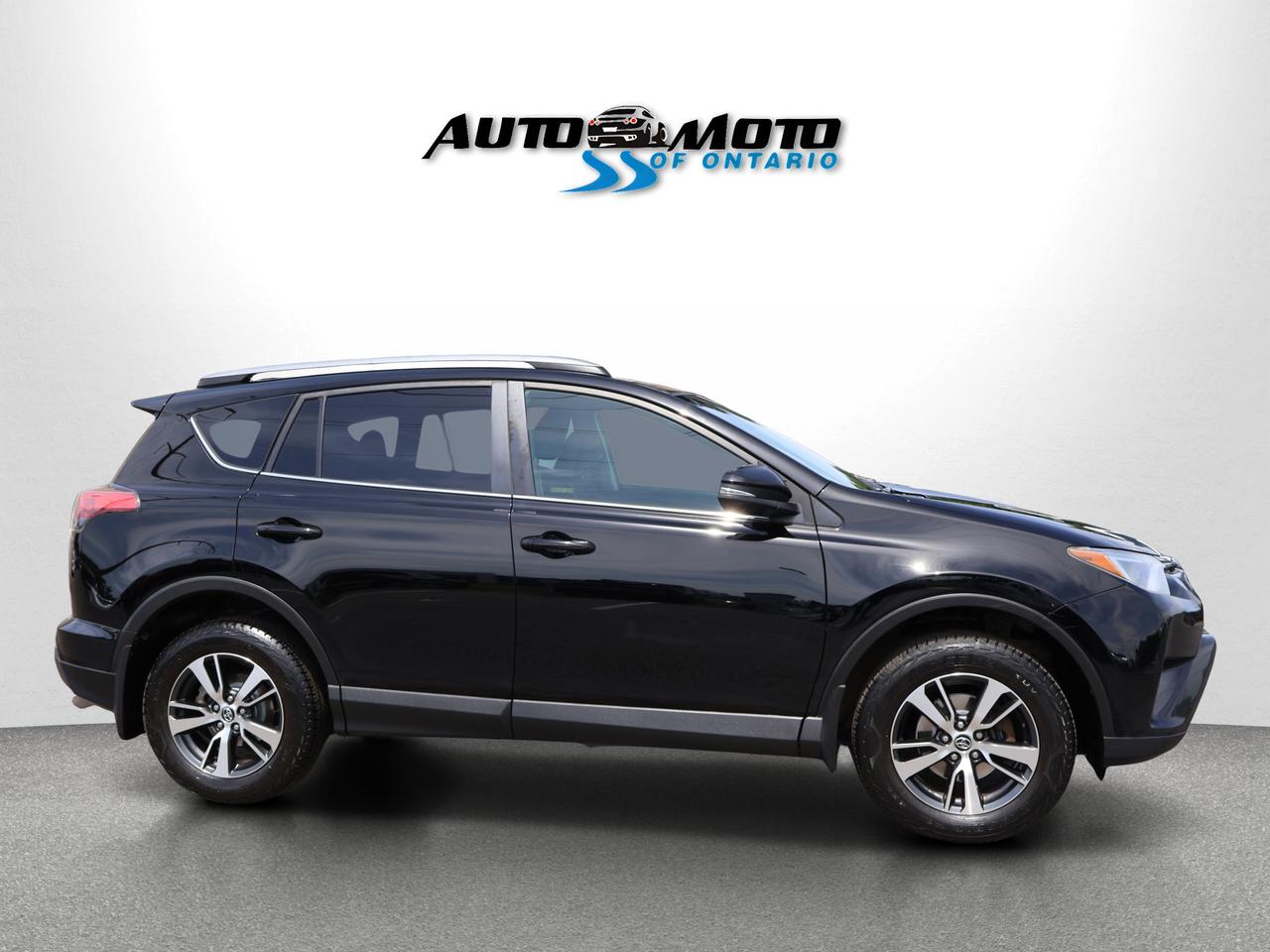 2018 Toyota RAV4 XLE AWD CERTIFIED *ACCIDENT FREE* CAMERA BLUETOOTH HEATED SEATS SUNROOF CRUISE ALLOYS Photo