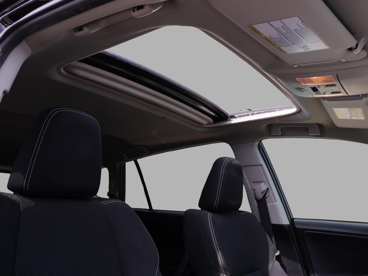 2018 Toyota RAV4 XLE AWD CERTIFIED *ACCIDENT FREE* CAMERA BLUETOOTH HEATED SEATS SUNROOF CRUISE ALLOYS Photo